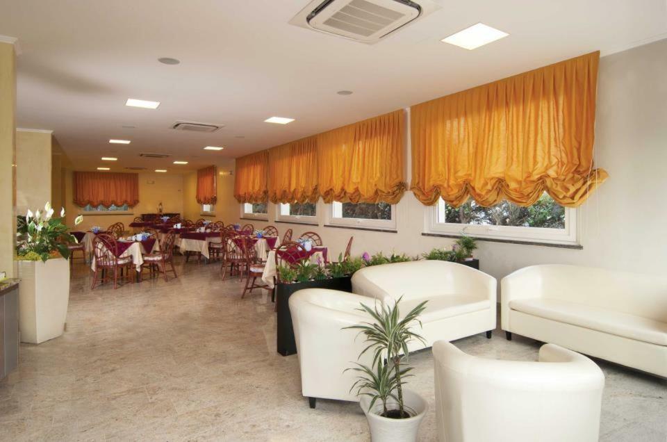 Hotel Casablanca لاتيزي المظهر الخارجي الصورة