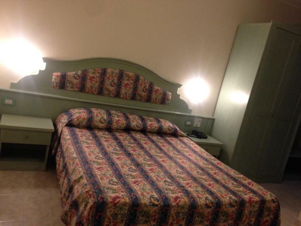 Hotel Casablanca لاتيزي المظهر الخارجي الصورة